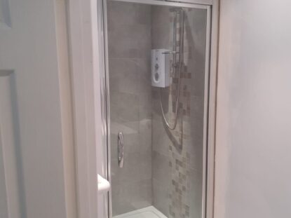 Ros Ware Shower