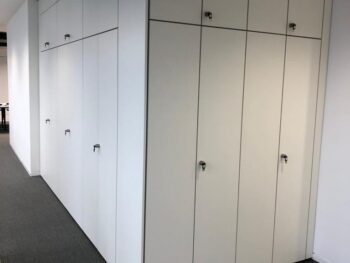 90 degree storagewall